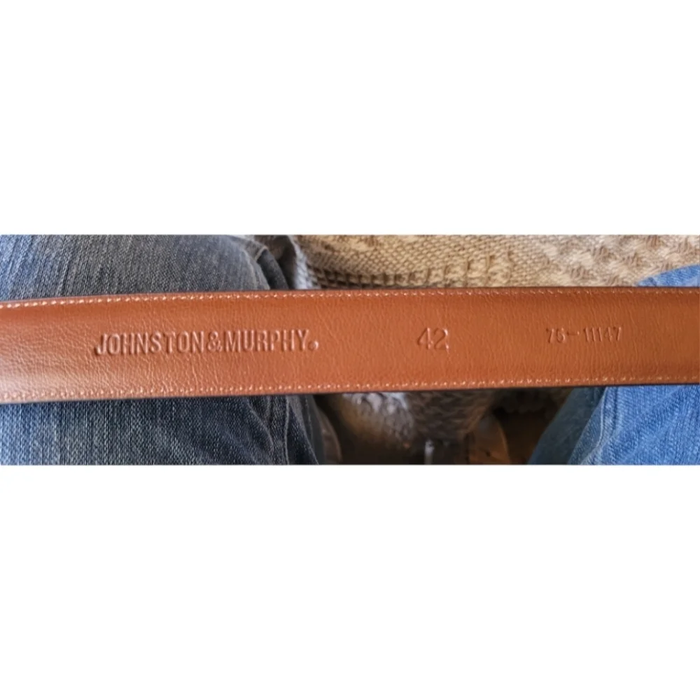 Johnston and Murphy Conyac Brown Leather Belt Size 42 New without Tags Preppy